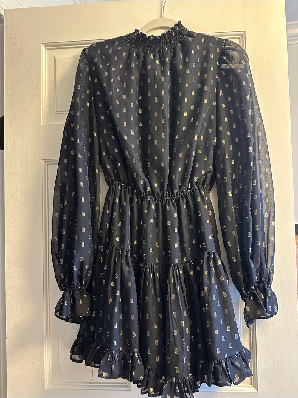Aqua Black and 

 Gold Dot Long-Sleeve Tiered Dress size S